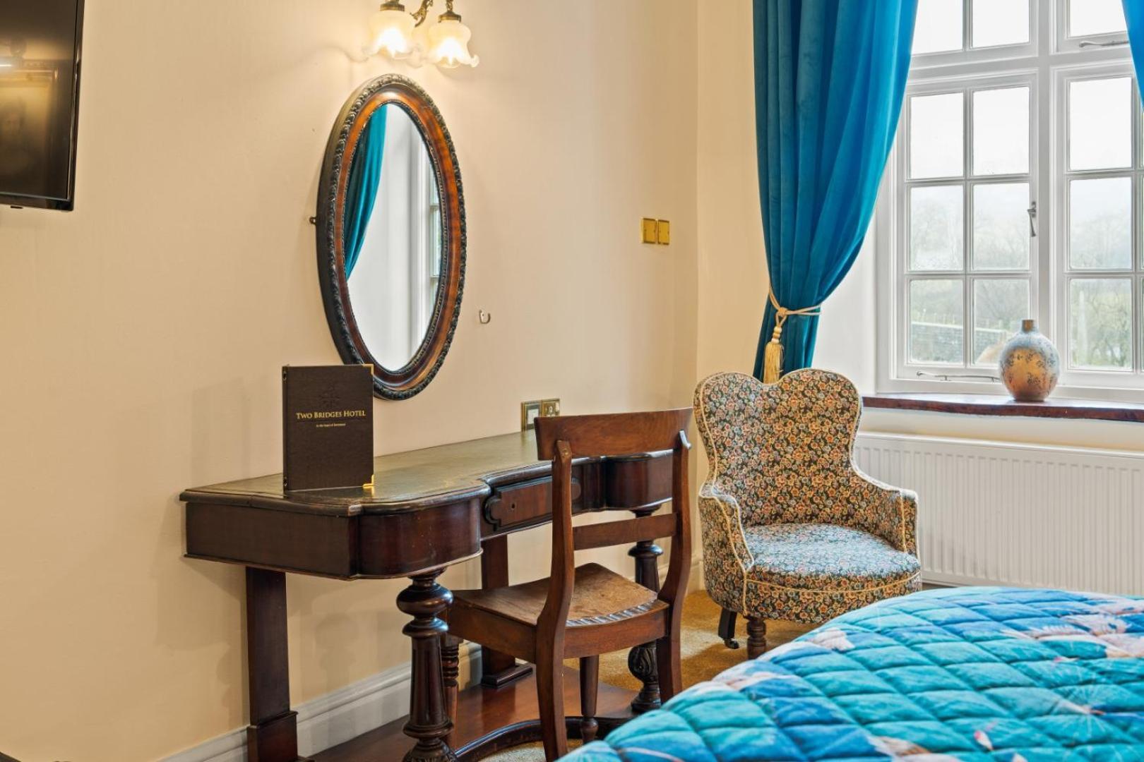 Two Bridges Hotel Ngoại thất bức ảnh