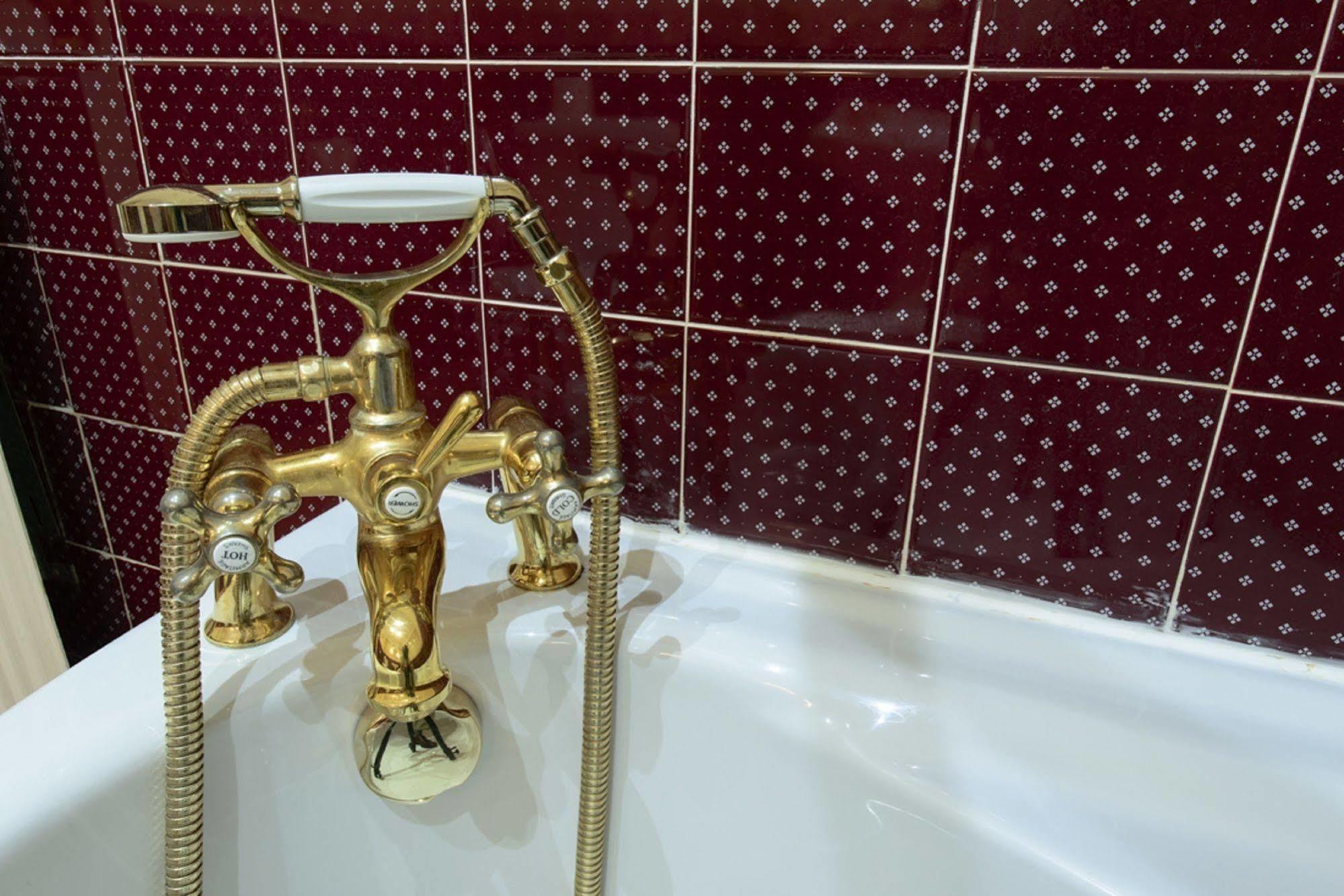 Two Bridges Hotel Ngoại thất bức ảnh